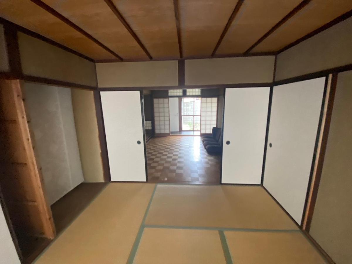 Retro Villa Fooga 昭和町屋貸切 風雅 Kinugasa Экстерьер фото